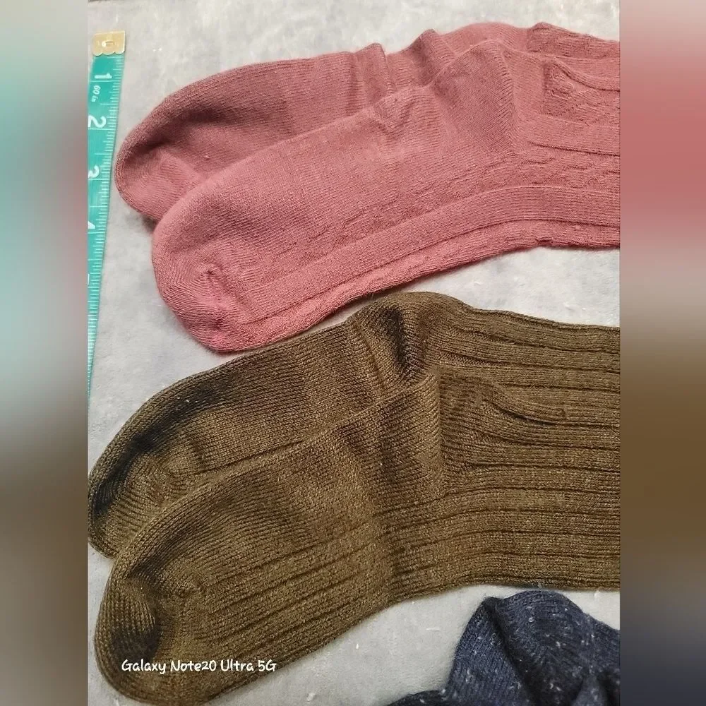 0467. EUC ~ 5 ~ Pair of Knee Socks ~ Fibromyalgia keeps me from wearing them 😪